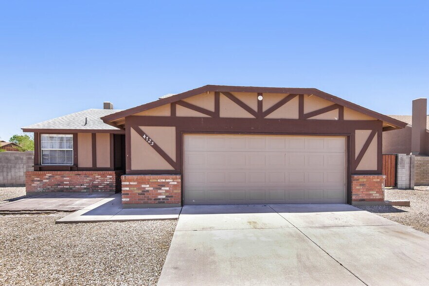 Primary Photo - 4725 W Wescott Dr