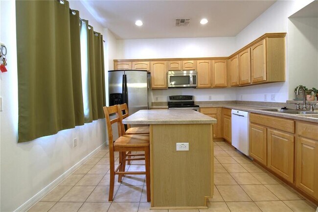 Building Photo - 7347 Millstone St