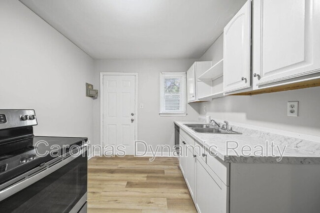 Building Photo - 2621 Druid Hls Wy