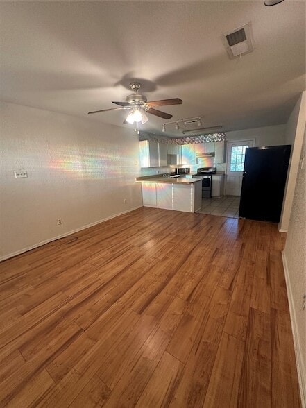 Building Photo - 120 Don Propp Rd