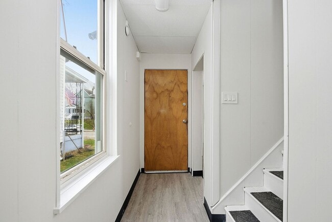 Building Photo - NORWOOD- Cute 2 bedroom 1.5 baths with fenced yard