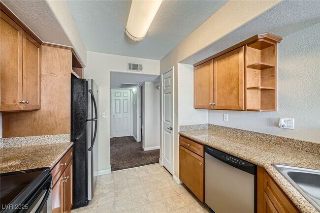 Building Photo - 4400 S Jones Blvd