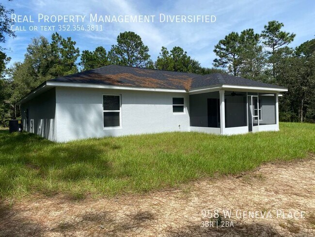 Building Photo - 958 W Geneva Pl
