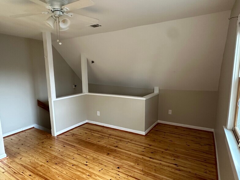 Building Photo - 1089 Colquitt Ave NE