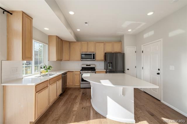 Building Photo - 26116 E Byers Pl