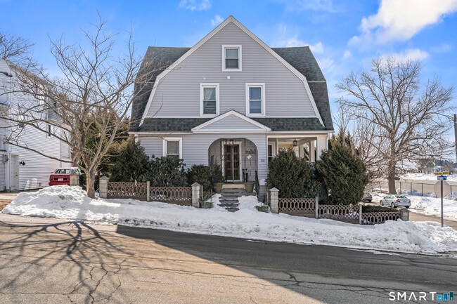 Building Photo - 94 Neptune Ave