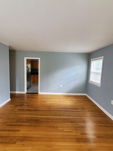 Main Living room - 117 68th Pl