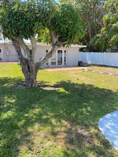 Building Photo - 224 NE 18th Ave