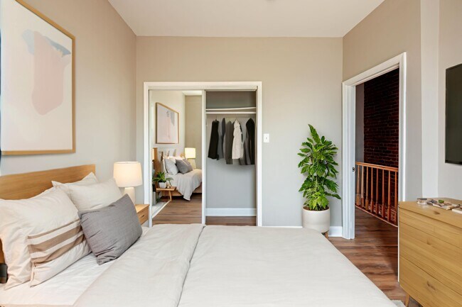 Building Photo - 408 Rhode Island Ave NW