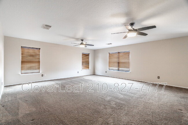 Building Photo - 6203 Lakeview Dr.