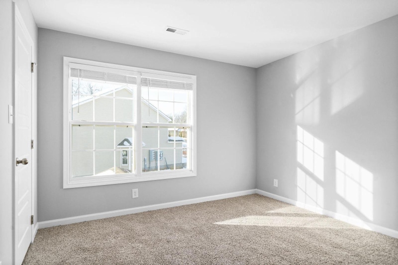 Building Photo - 645 Stowe Ct