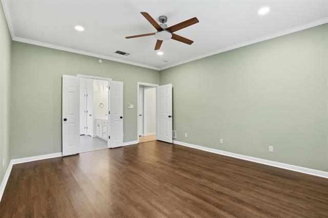 Building Photo - 1404 Chaucer Dr