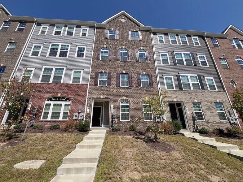 Primary Photo - 10908 Presidential Pkwy