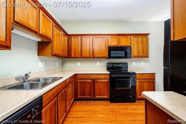 Building Photo - 39660 Rockcrest Ln