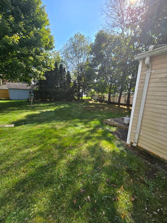 Building Photo - 3 Glyndon Ave
