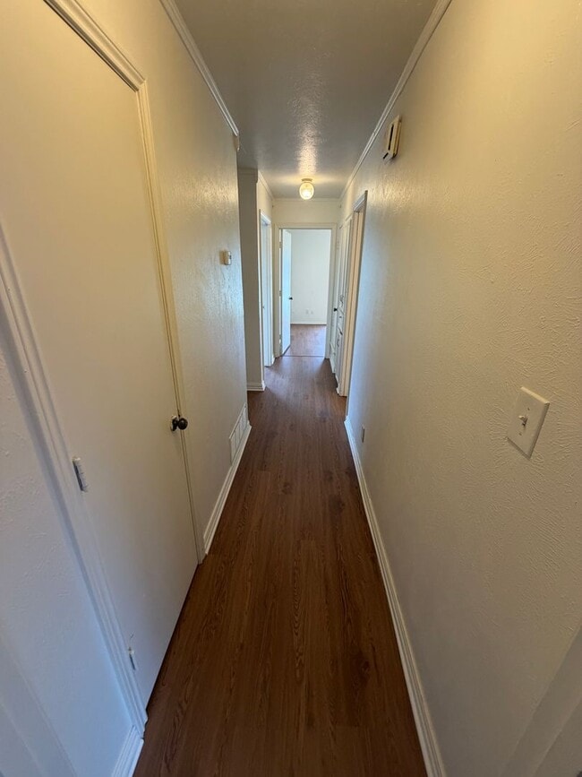 Building Photo - 2418 Guerrero Dr