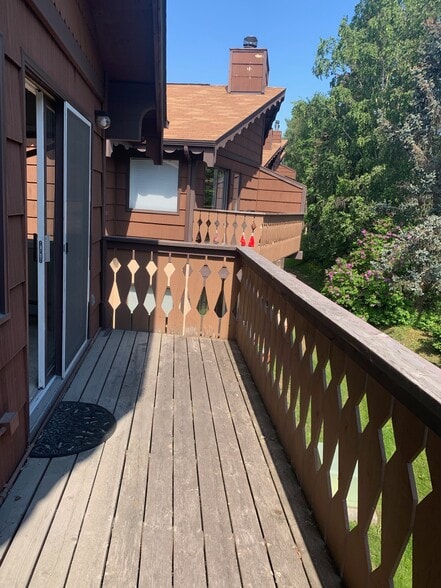 Deck off Living Room - 4806 Mills Dr