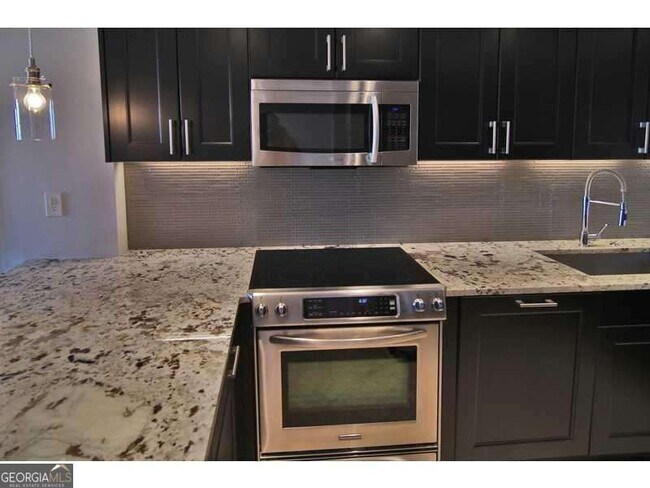 Building Photo - 199 14th St NE