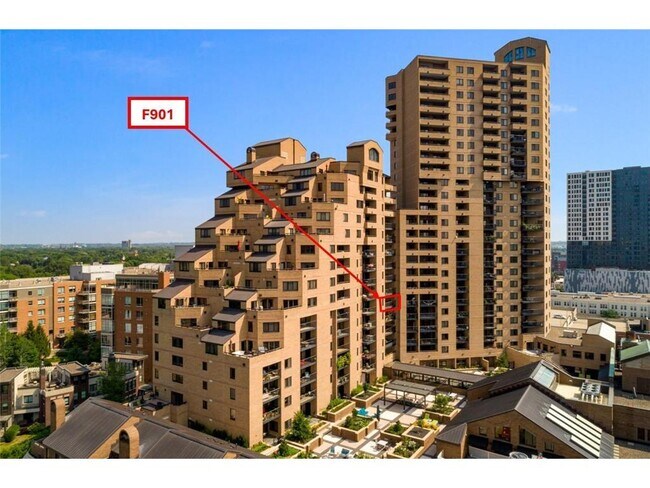 Building Photo - 110 1st Ave NE