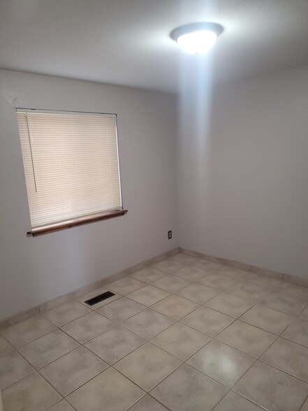 Building Photo - 1319 Pacheco Ct