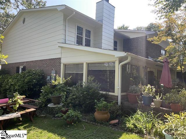 Building Photo - 102 Fernridge Dr