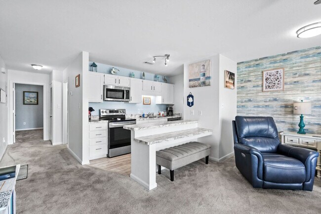 Building Photo - 215 Double Eagle Dr