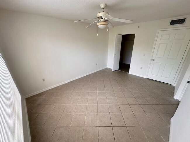 Building Photo - 4171 San Marino Blvd