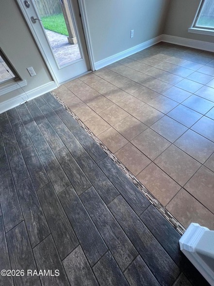 Building Photo - 100 Cautillion Dr