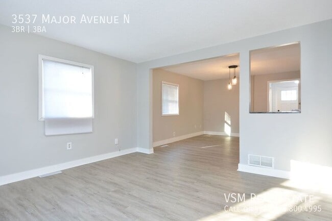 Building Photo - JUST REMODELED - 3 Bed 3 Bath Home Availab...