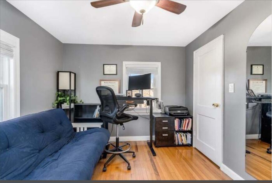 Building Photo - 90 Harold St