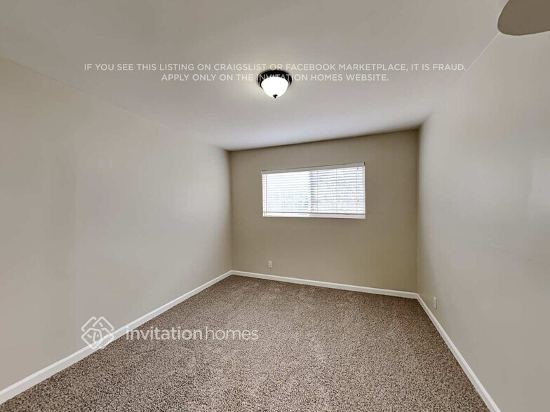 Building Photo - 8839 Quartz Ave