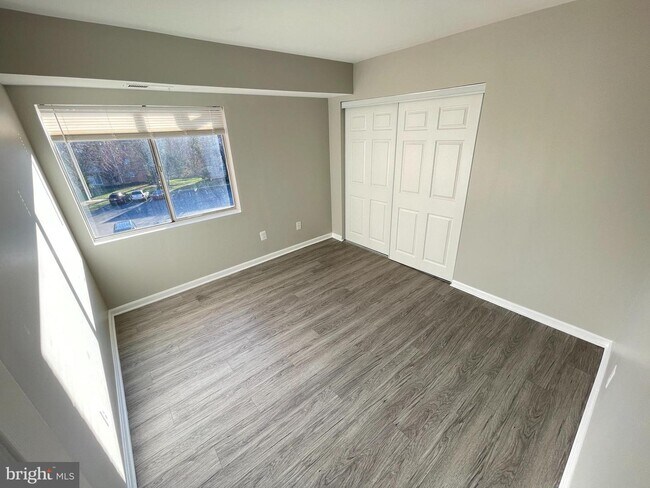 Building Photo - 7994 Audubon Ave