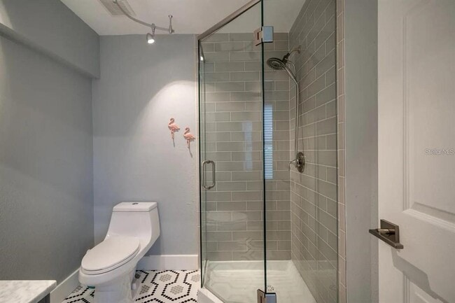 Building Photo - 1501 29th Ave N