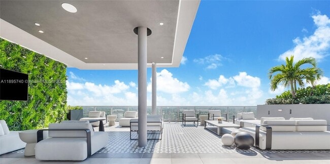 Primary Photo - 9600 S Dixie Hwy