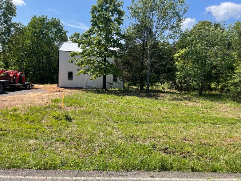 Building Photo - 328 Stone Mountain Rd