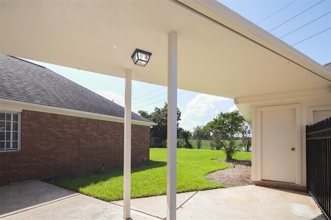 Building Photo - 4910 Canterbury Ln