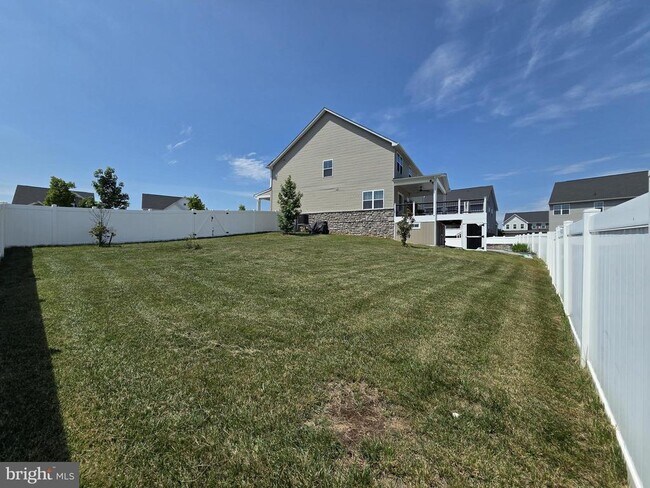 Building Photo - 7550 Mint Springs Ct