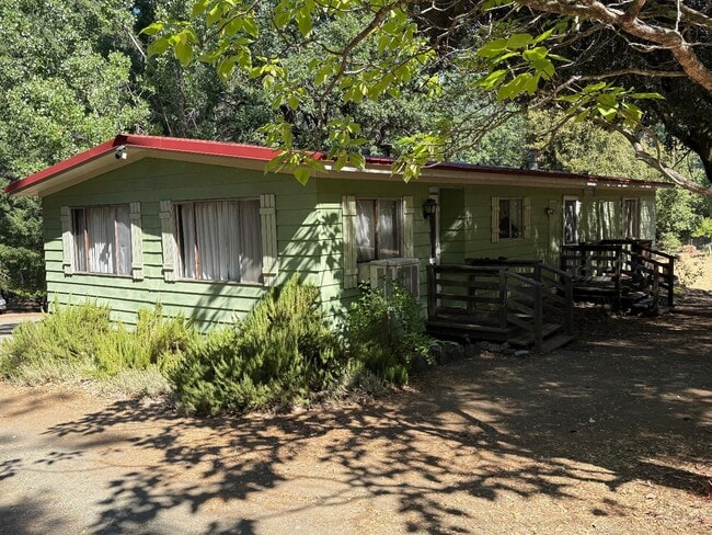 Building Photo - 5631 Canyon Creek Rd