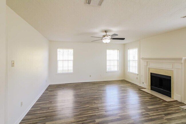 Building Photo - 4409 Spoonbill Dr