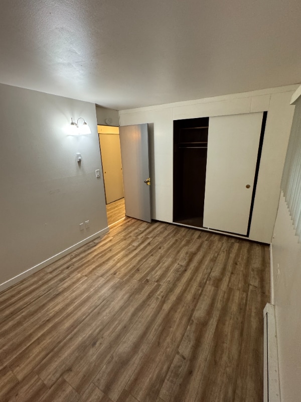 Building Photo - 2415 8th Ave N