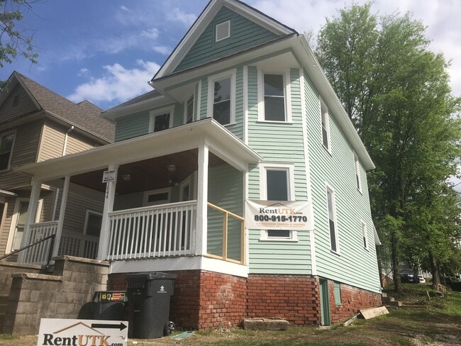 Building Photo - 1644 Forest Ave