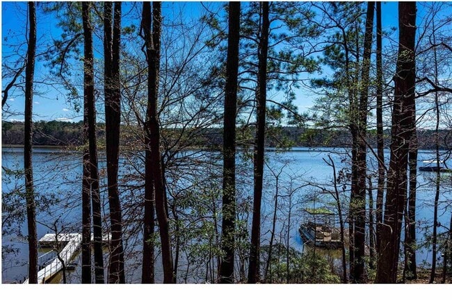 Building Photo - 42 Wooding Pl