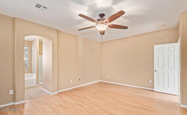 Building Photo - 45954 W Kristina Way