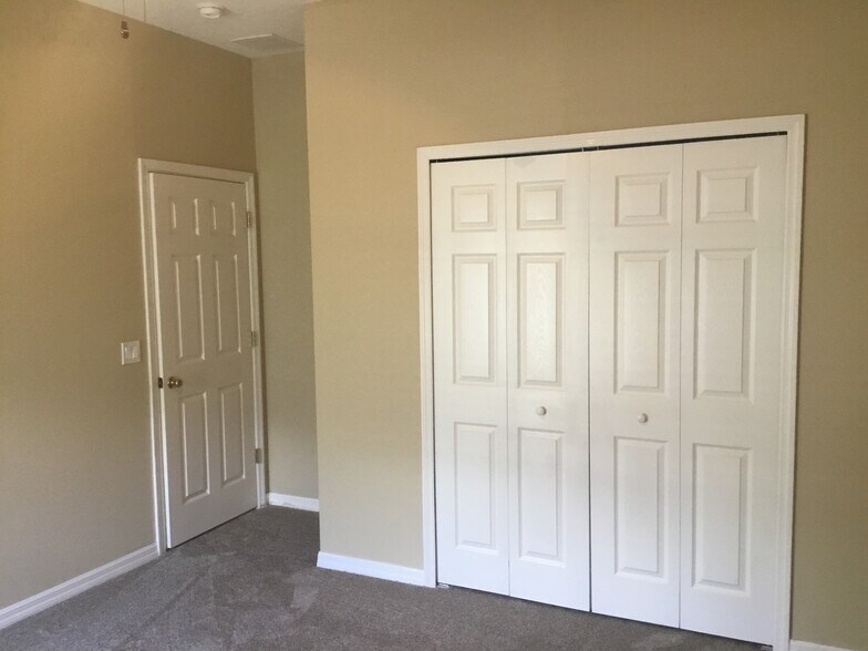 Building Photo - 1309 Kintla Rd