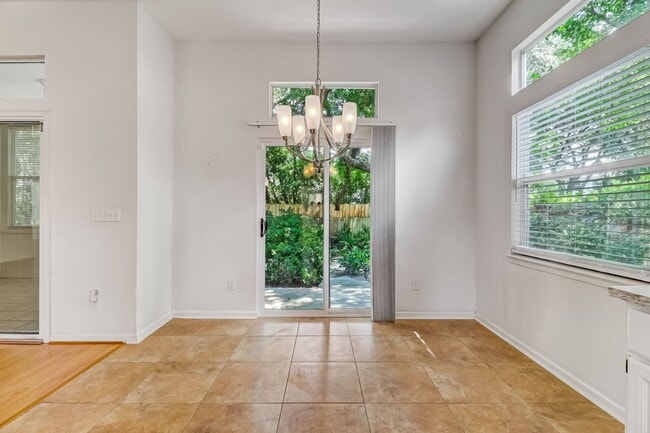 Building Photo - Coastal Living on Amelia Island