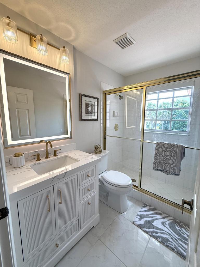 Building Photo - 9392 Cascade Ct