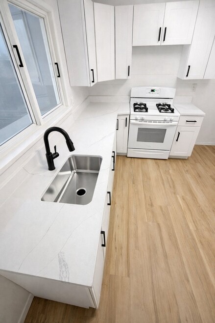 Building Photo - 27 Penn St