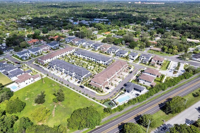 Building Photo - 8283 SW 120th Ter