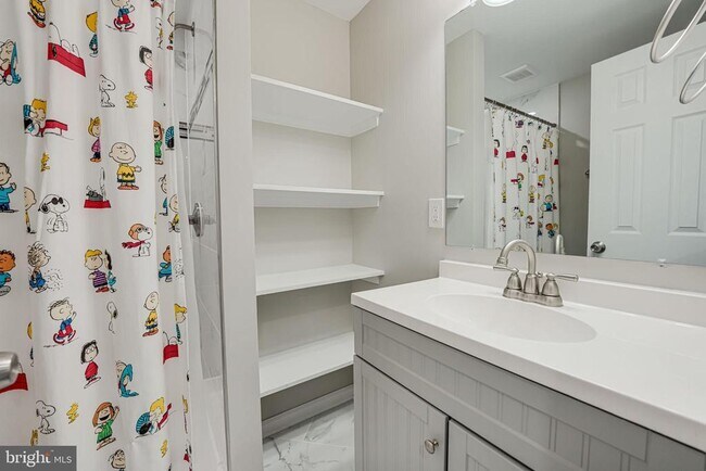 Building Photo - 3206 Shaw Park Ct