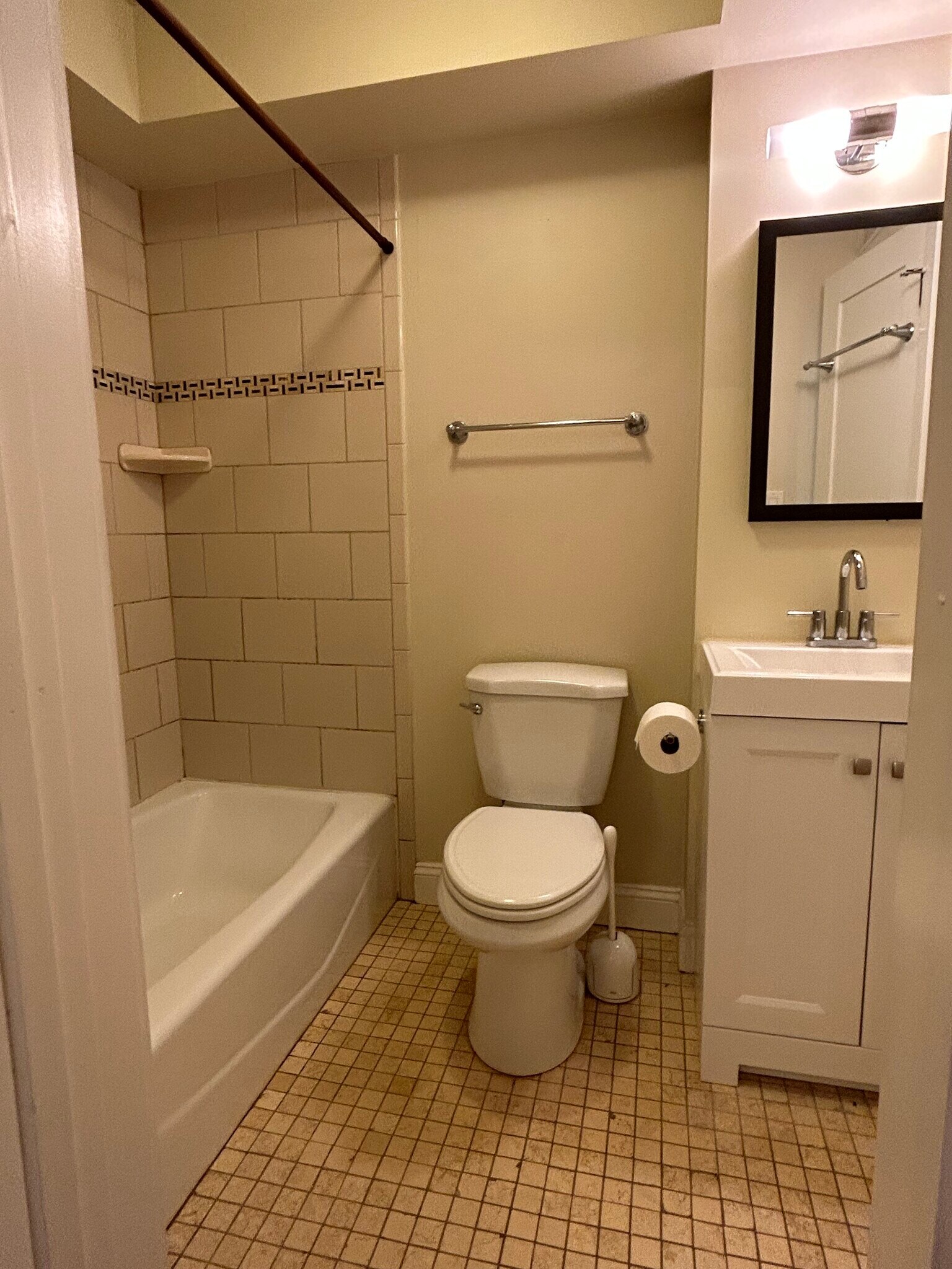 Building Photo - 3547 10th St NW